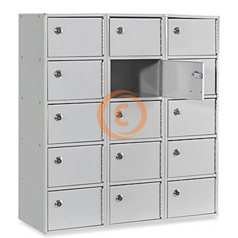 locker-03.jpg